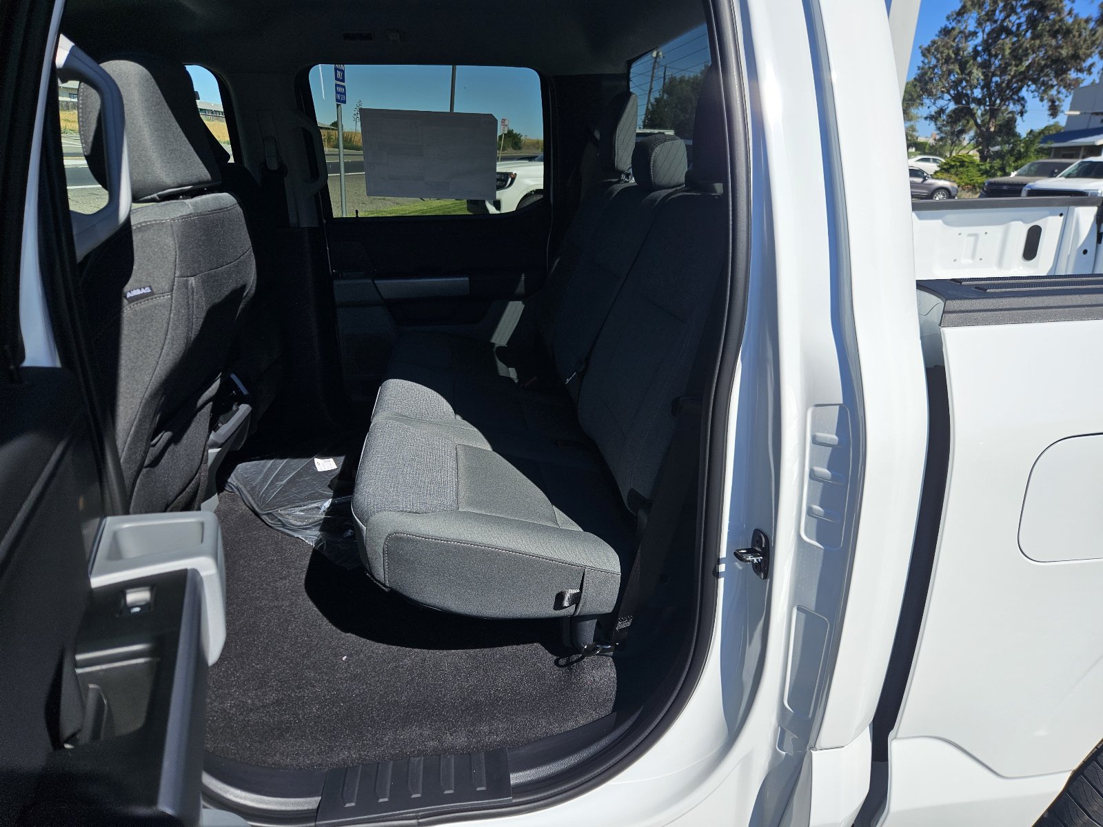 New 2026 Ford F150 XLT w/ XLT Chrome Appearance Package RWD image 12