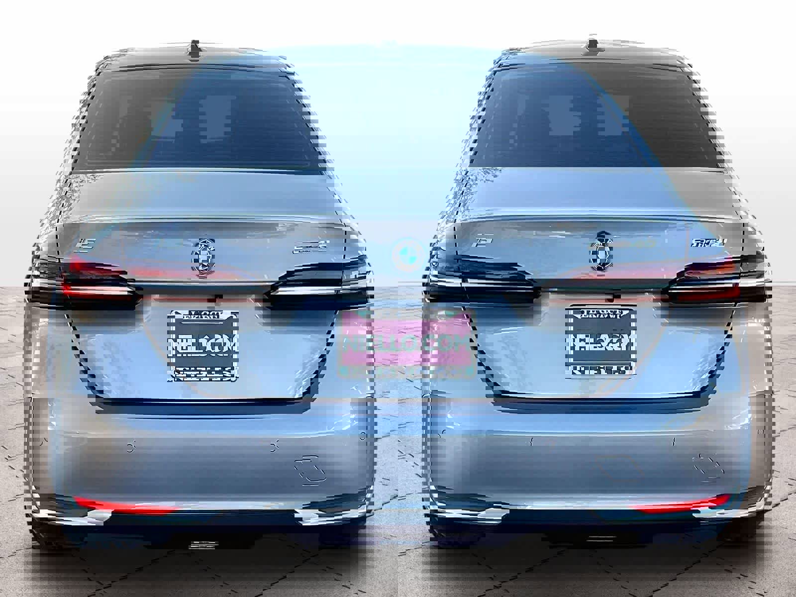 Certified 2026 BMW i5 eDrive40 w/ Premium Package image 6