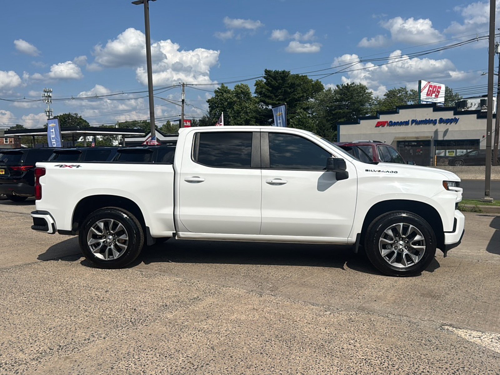 Used 2021 Chevrolet Silverado 1500 RST w/ Bed Protection Package AWD/4WD image 9