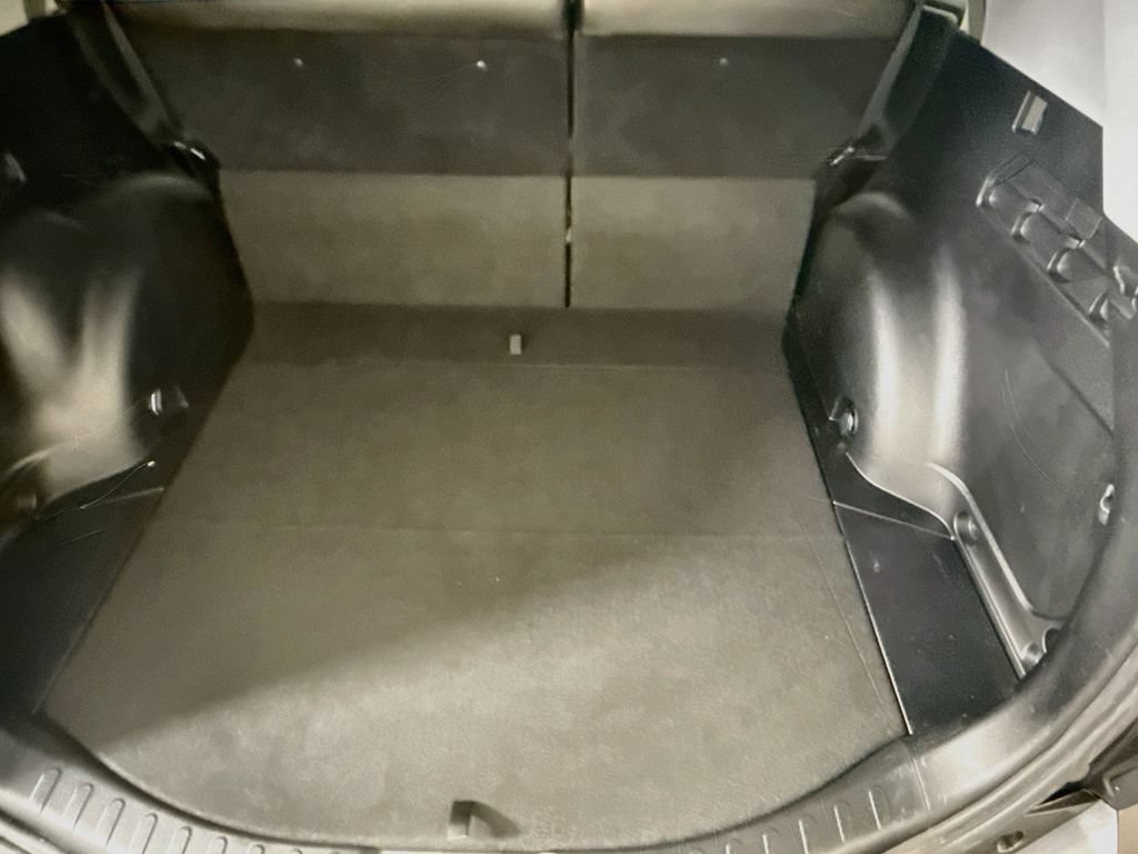 Certified 2017 Toyota RAV4 XLE FWD image 23