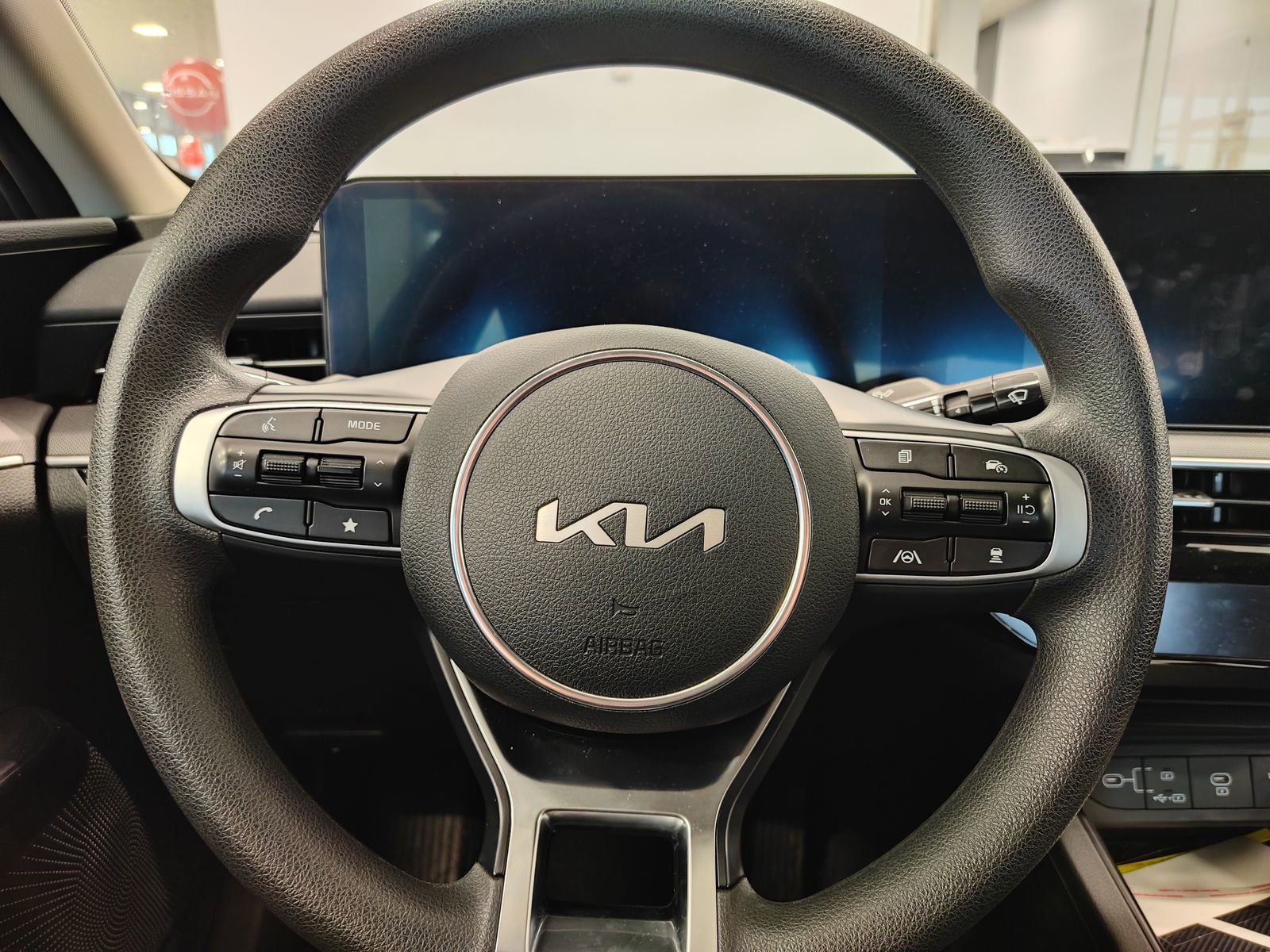 Used 2025 Kia K5 LXS image 13