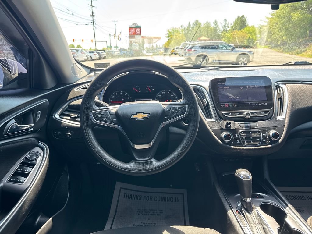 Used 2019 Chevrolet Malibu LT w/ Driver Confidence Package FWD image 14