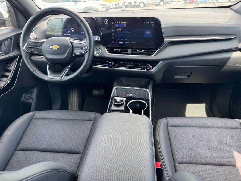 New 2026 Chevrolet Equinox LT w/ Convenience Package II FWD image 26