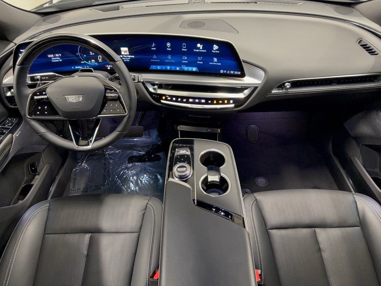 Used 2024 Cadillac Lyriq Luxury RWD image 17