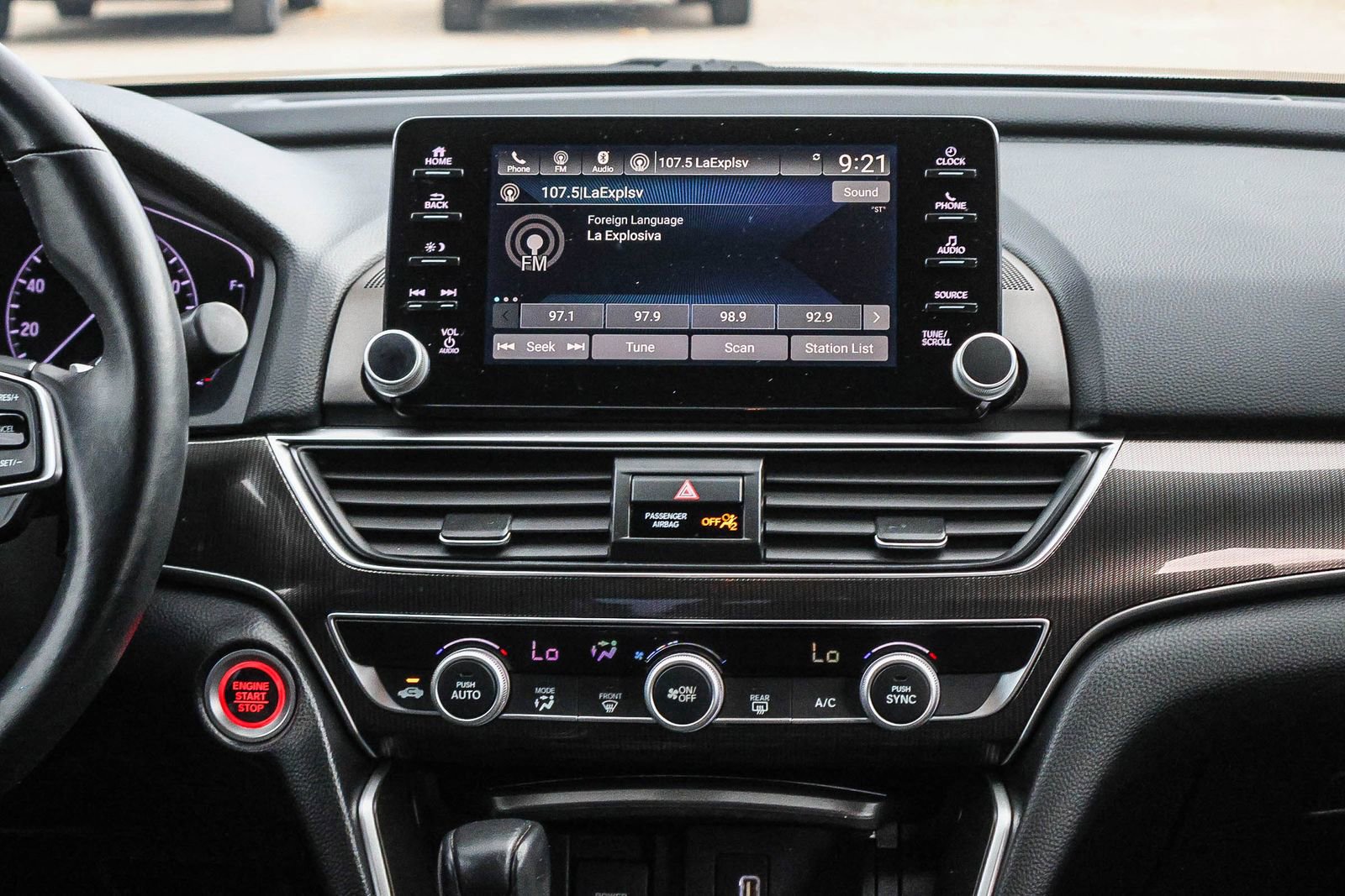 Used 2018 Honda Accord Sport image 24