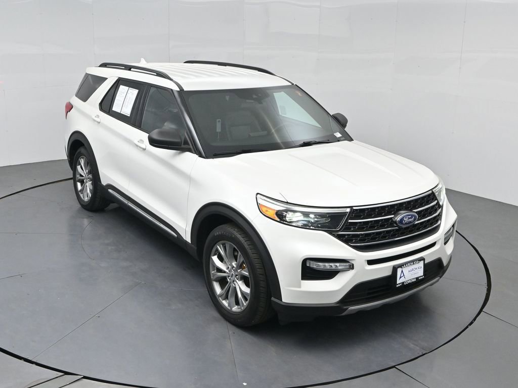 Used 2020 Ford Explorer XLT w/ Equipment Group 202A RWD image 39