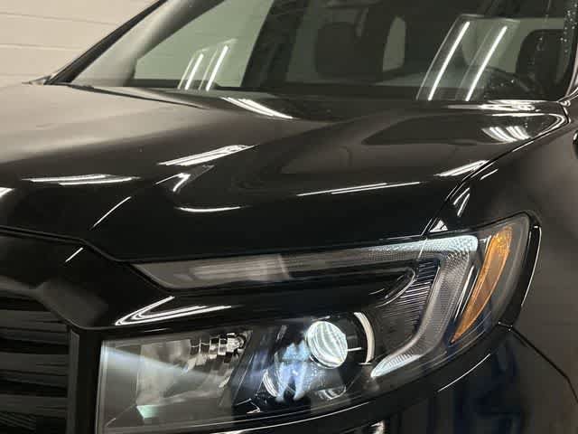 Certified 2025 Honda Passport Black Edition image 32