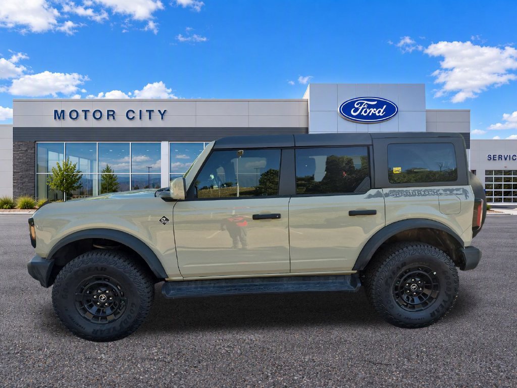 New 2026 Ford Bronco Outer Banks w/ Sasquatch Package AWD/4WD image 2