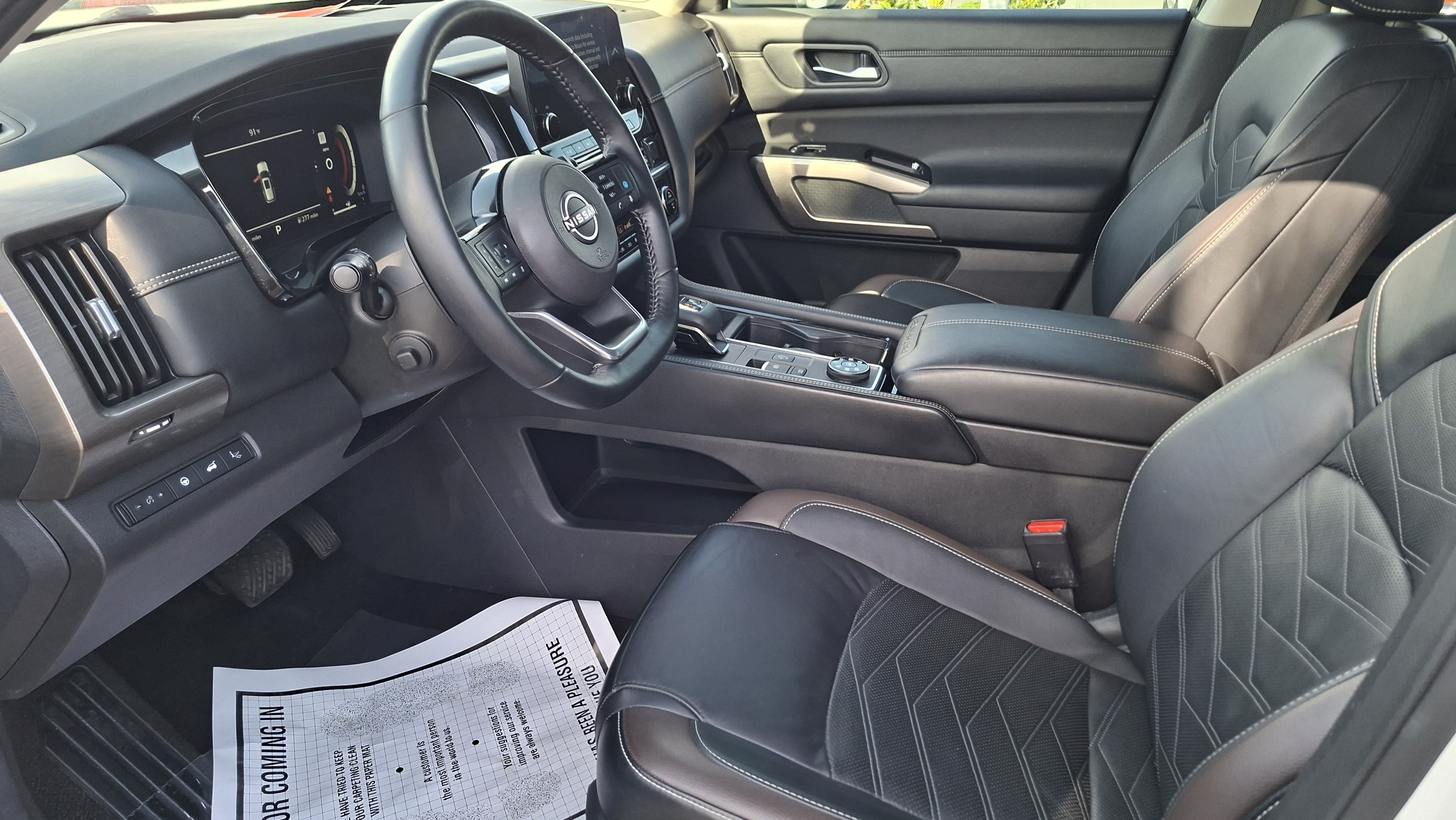 Certified 2023 Nissan Pathfinder Platinum AWD/4WD image 9