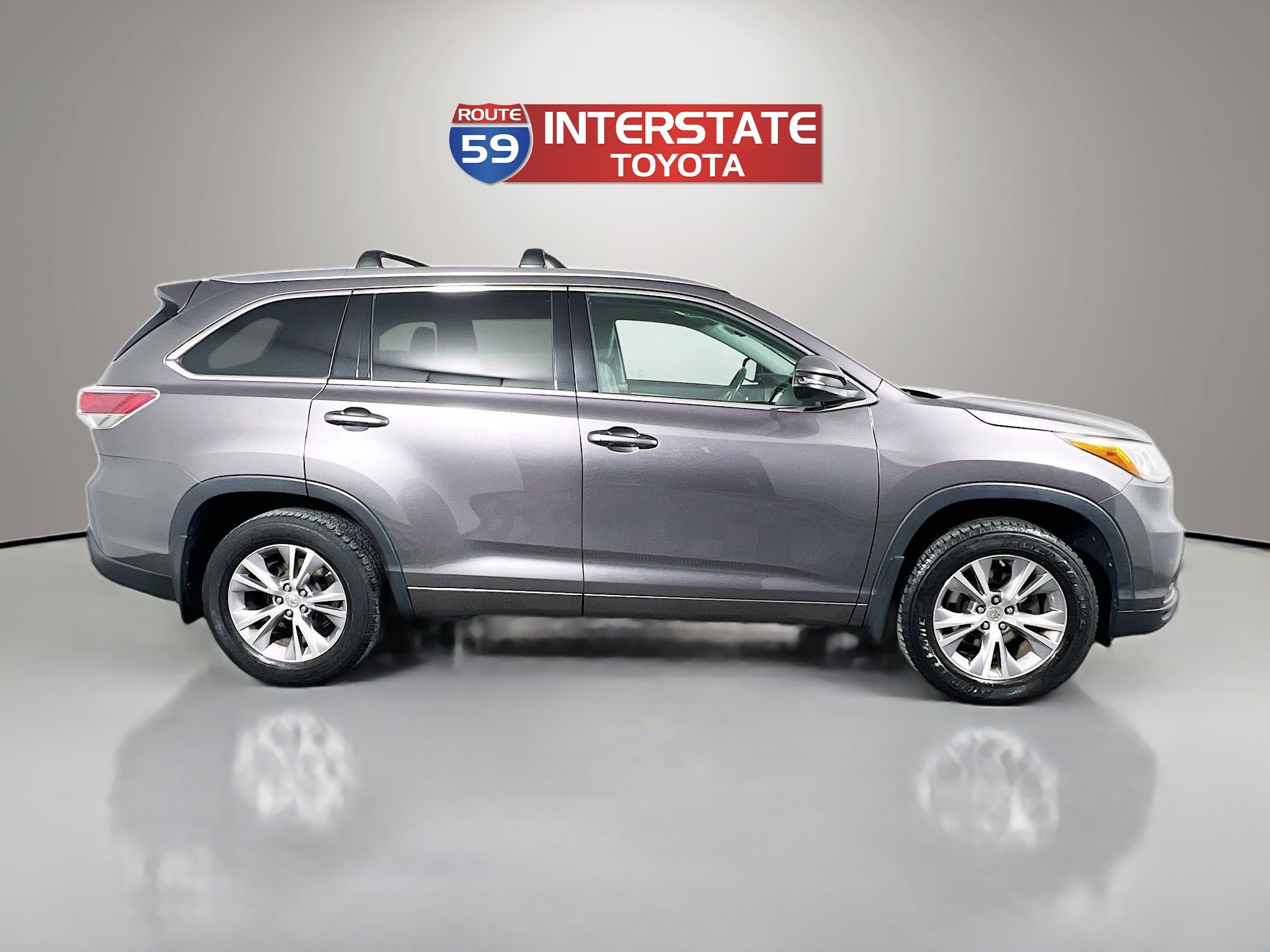 Used 2015 Toyota Highlander XLE image 8