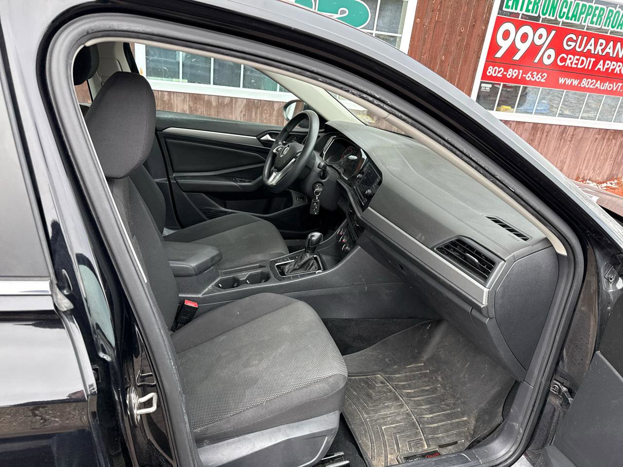 Used 2019 Volkswagen Jetta S w/ Driver Assistance Package image 9