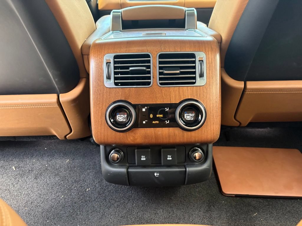 Used 2019 Land Rover Range Rover Long Wheelbase Autobiography AWD/4WD image 21