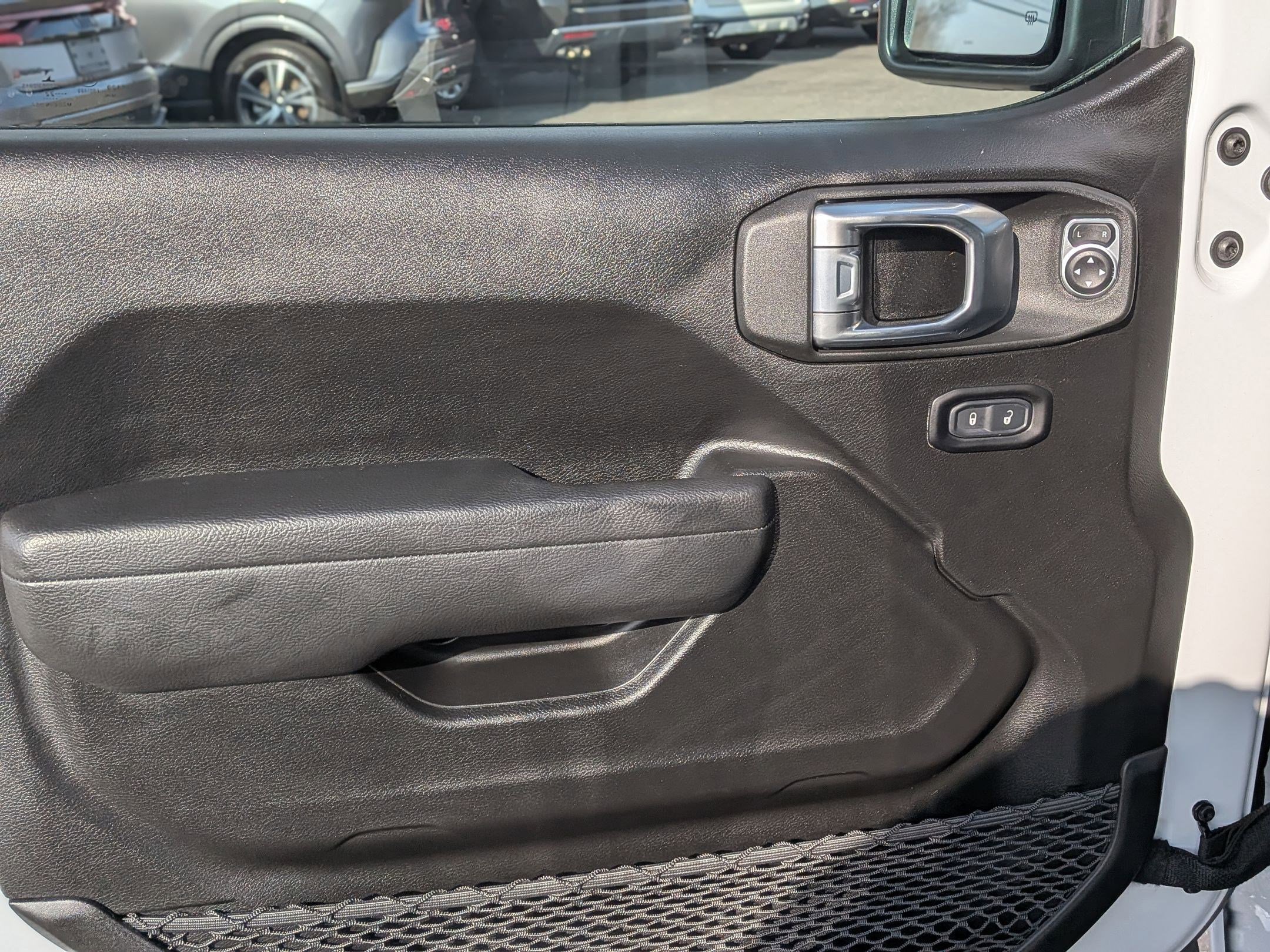 Used 2022 Jeep Wrangler Unlimited Sport image 12