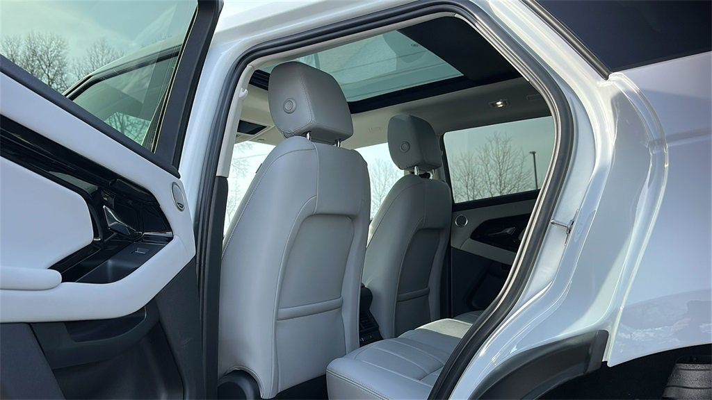 Used 2024 Land Rover Range Rover Evoque S image 22