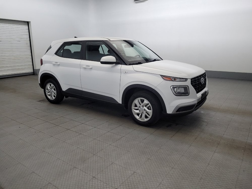 Used 2021 Hyundai Venue SE FWD image 11