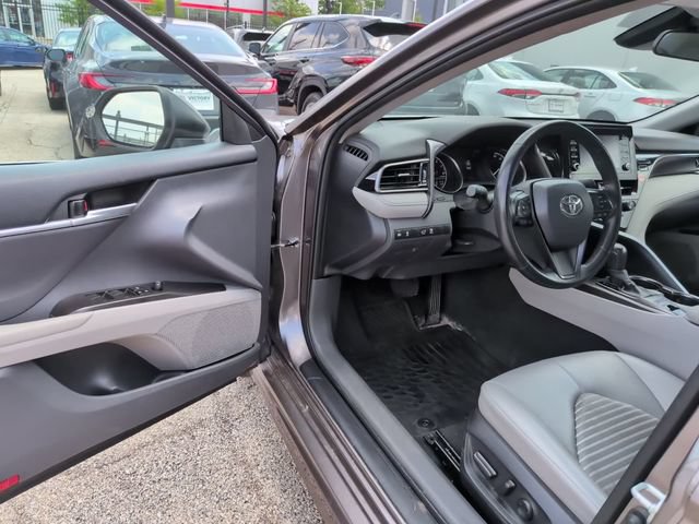 Used 2024 Toyota Camry SE AWD/4WD image 9