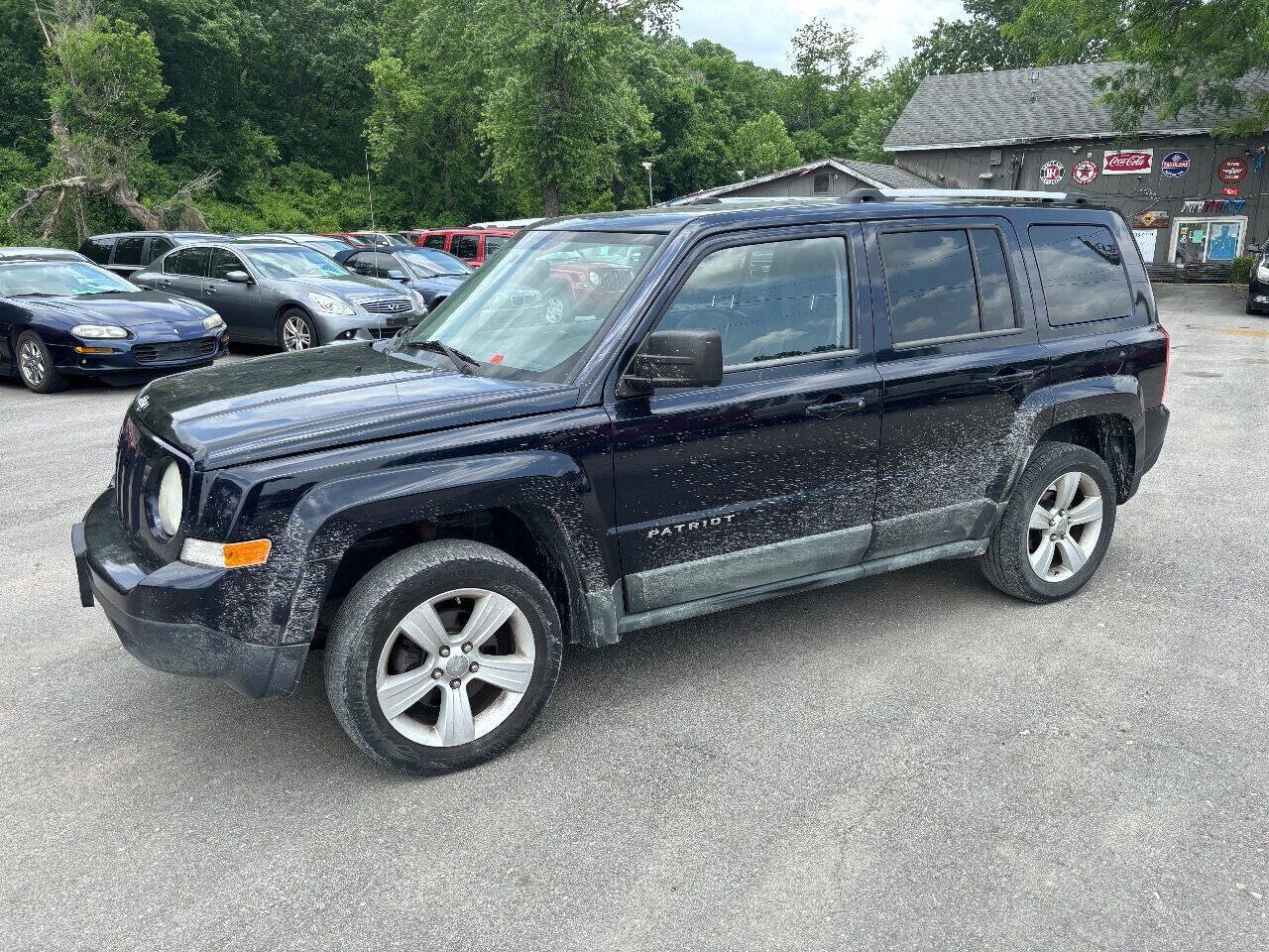 Used 2011 Jeep Patriot Latitude w/ Sun/Sound Group