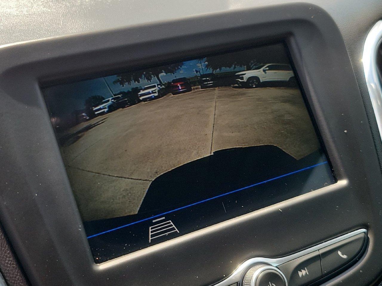 Used 2019 Chevrolet Equinox LT FWD image 25