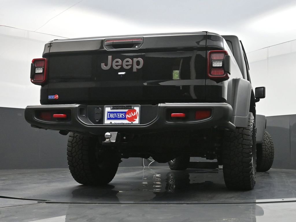 Used 2024 Jeep Gladiator Rubicon image 31