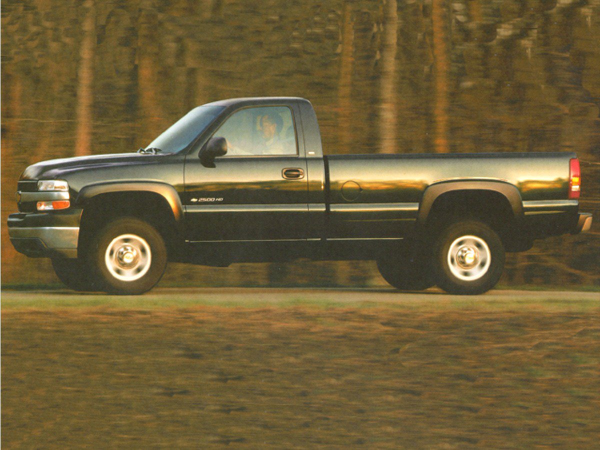 Used 2002 Chevrolet Silverado 2500 LS AWD/4WD video 1