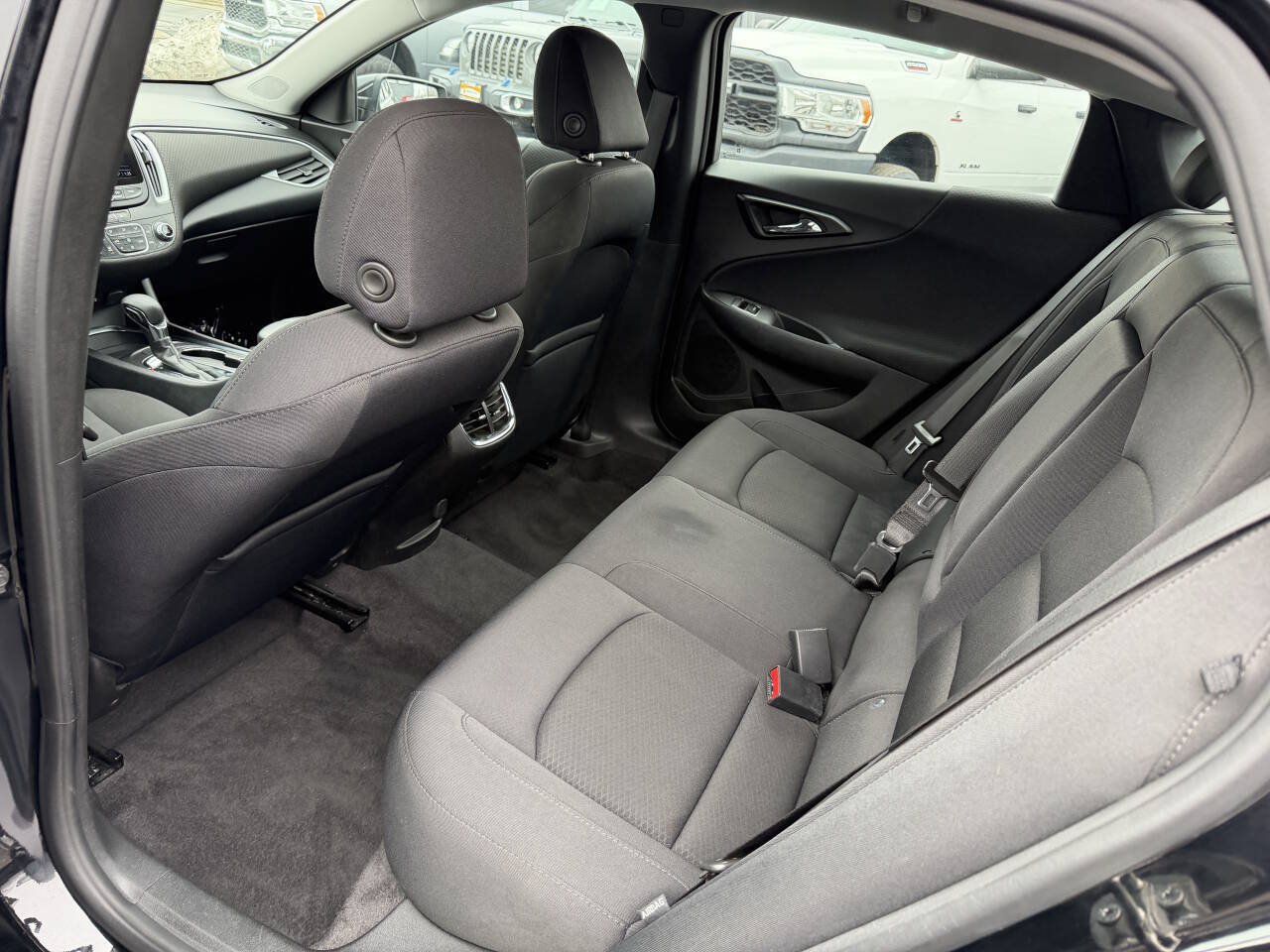 Used 2022 Chevrolet Malibu LT FWD image 11