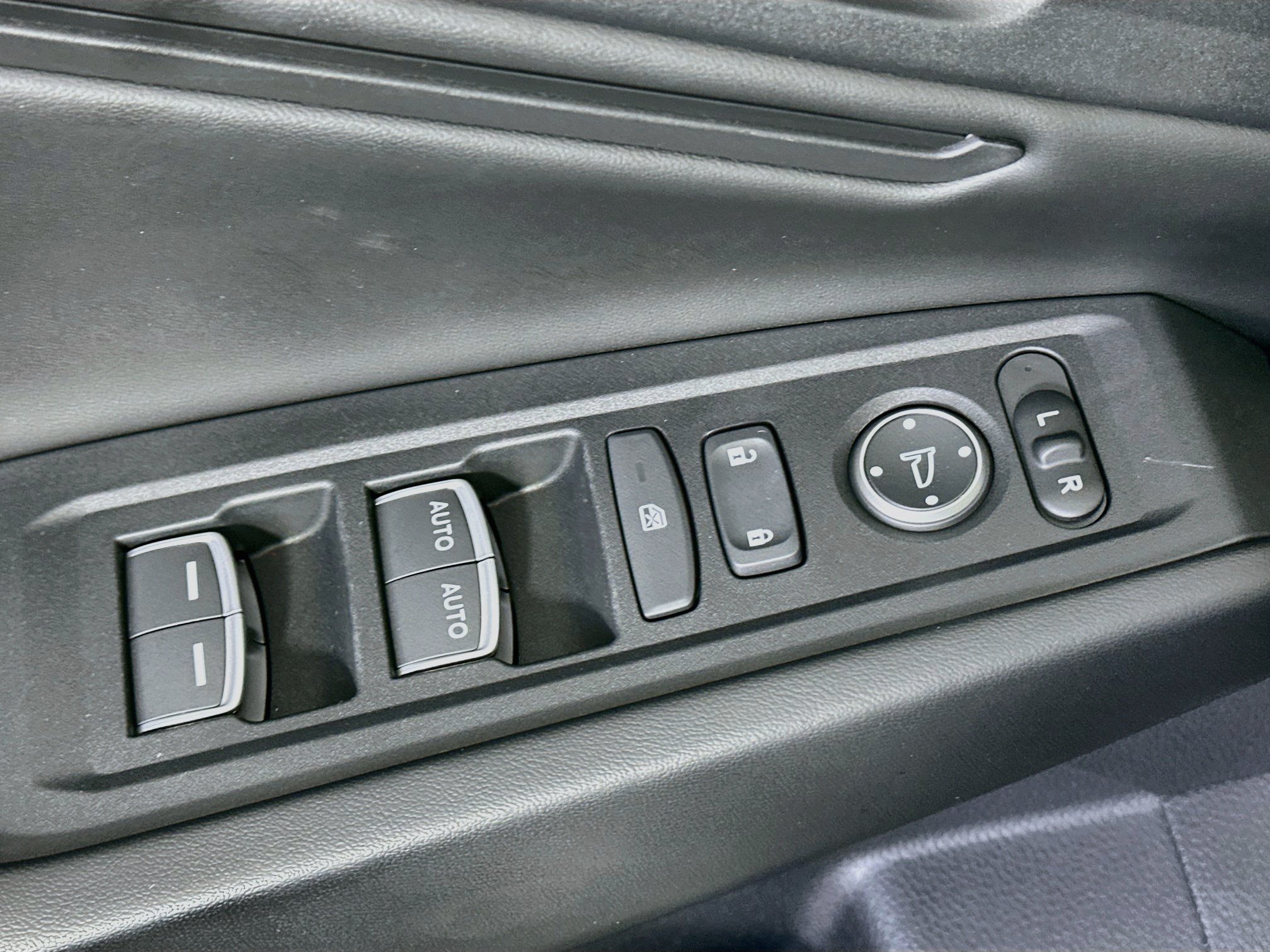 Used 2024 Honda Accord EX image 15