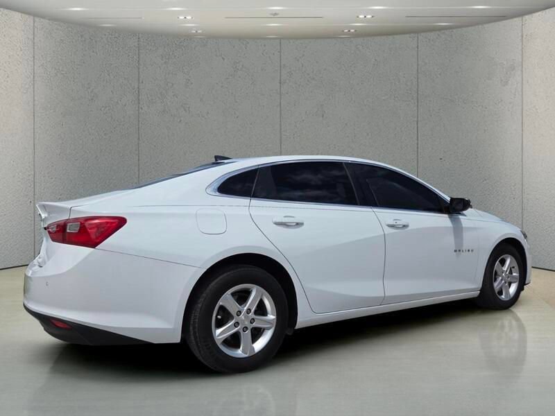 Used 2021 Chevrolet Malibu LS FWD image 30