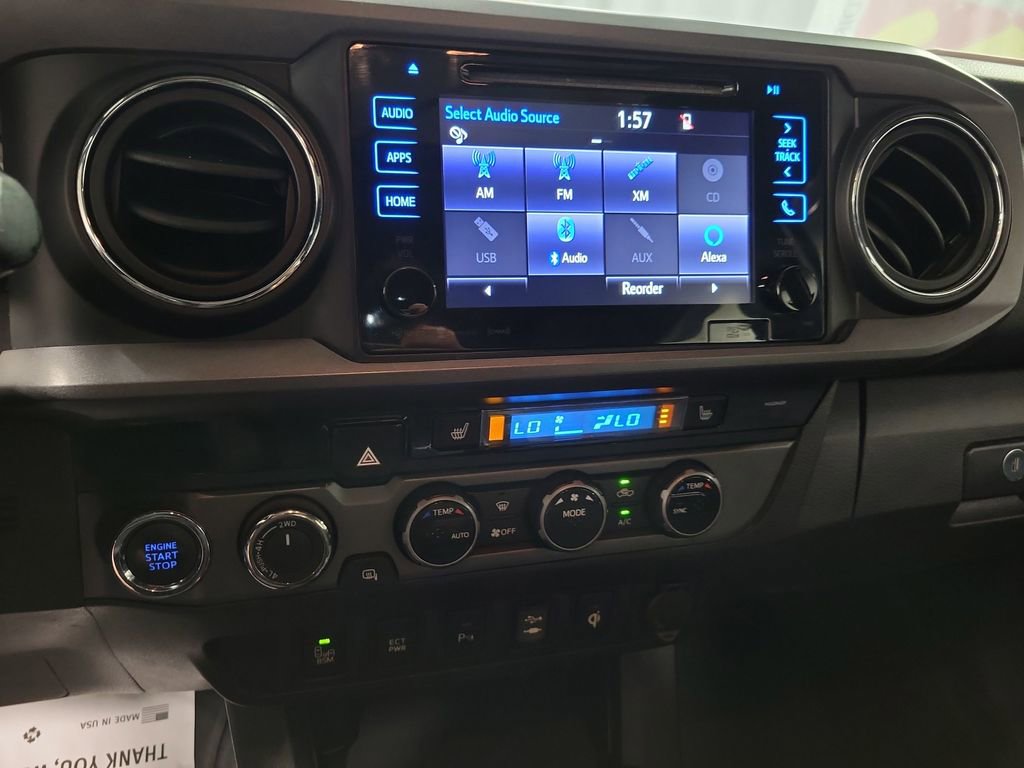 Used 2017 Toyota Tacoma TRD Off-Road w/ Premium & Technology Package image 15