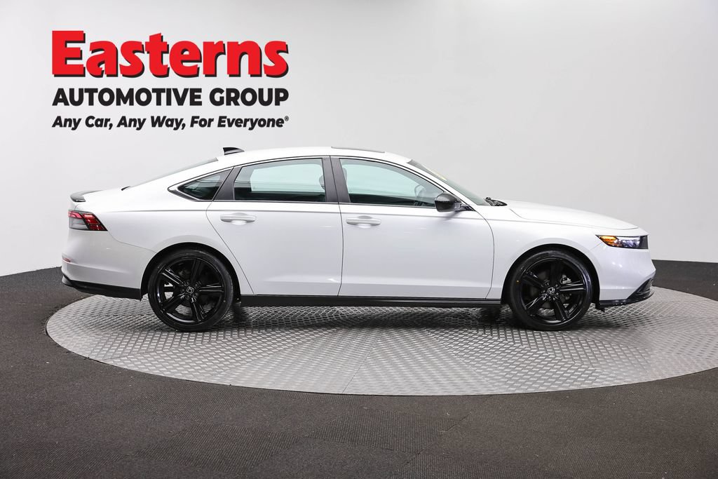 Used 2024 Honda Accord Sport image 4