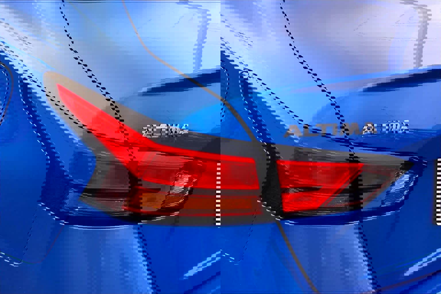 Used 2025 Nissan Altima 2.5 SR image 26