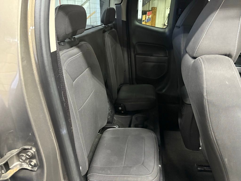 Used 2015 Chevrolet Colorado LT w/ LT Convenience Package AWD/4WD image 13