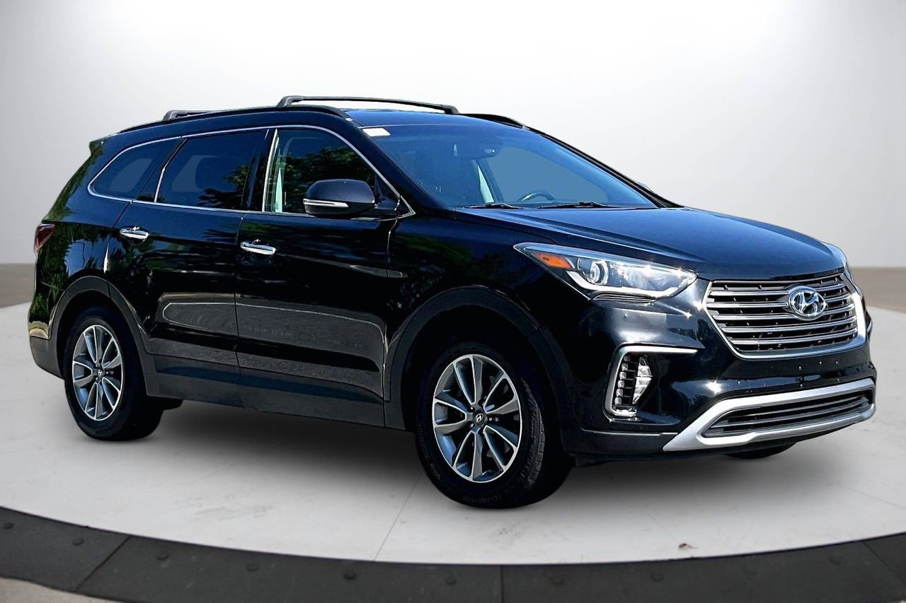 Used 2019 Hyundai Santa Fe XL SE w/ SE Premium Package 02 FWD image 2