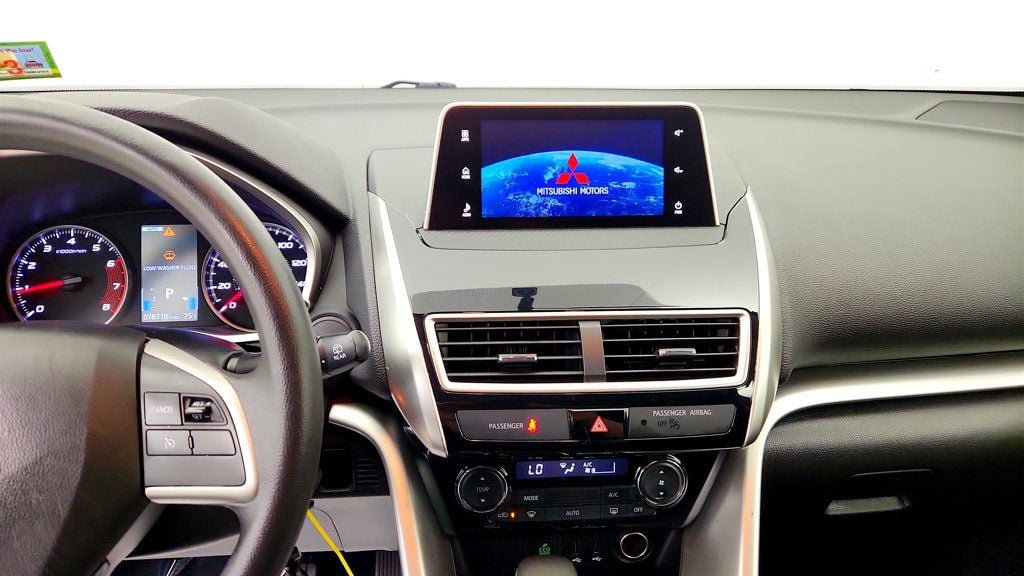 Used 2019 Mitsubishi Eclipse Cross AWD image 17