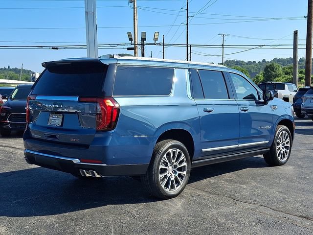 New 2026 GMC Yukon XL Denali w/ Denali Reserve Package AWD/4WD image 2