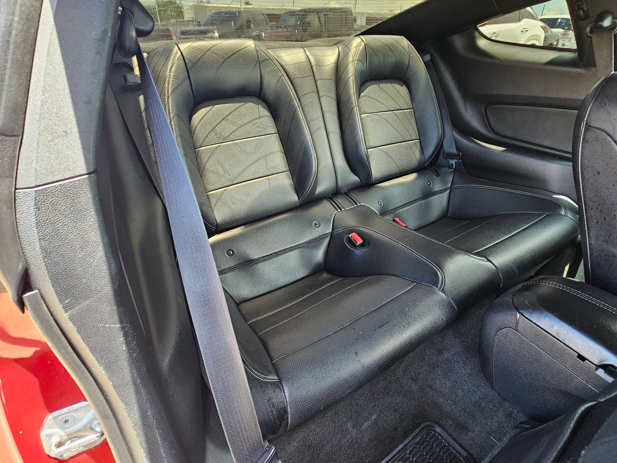 Used 2015 Ford Mustang GT Premium RWD image 26