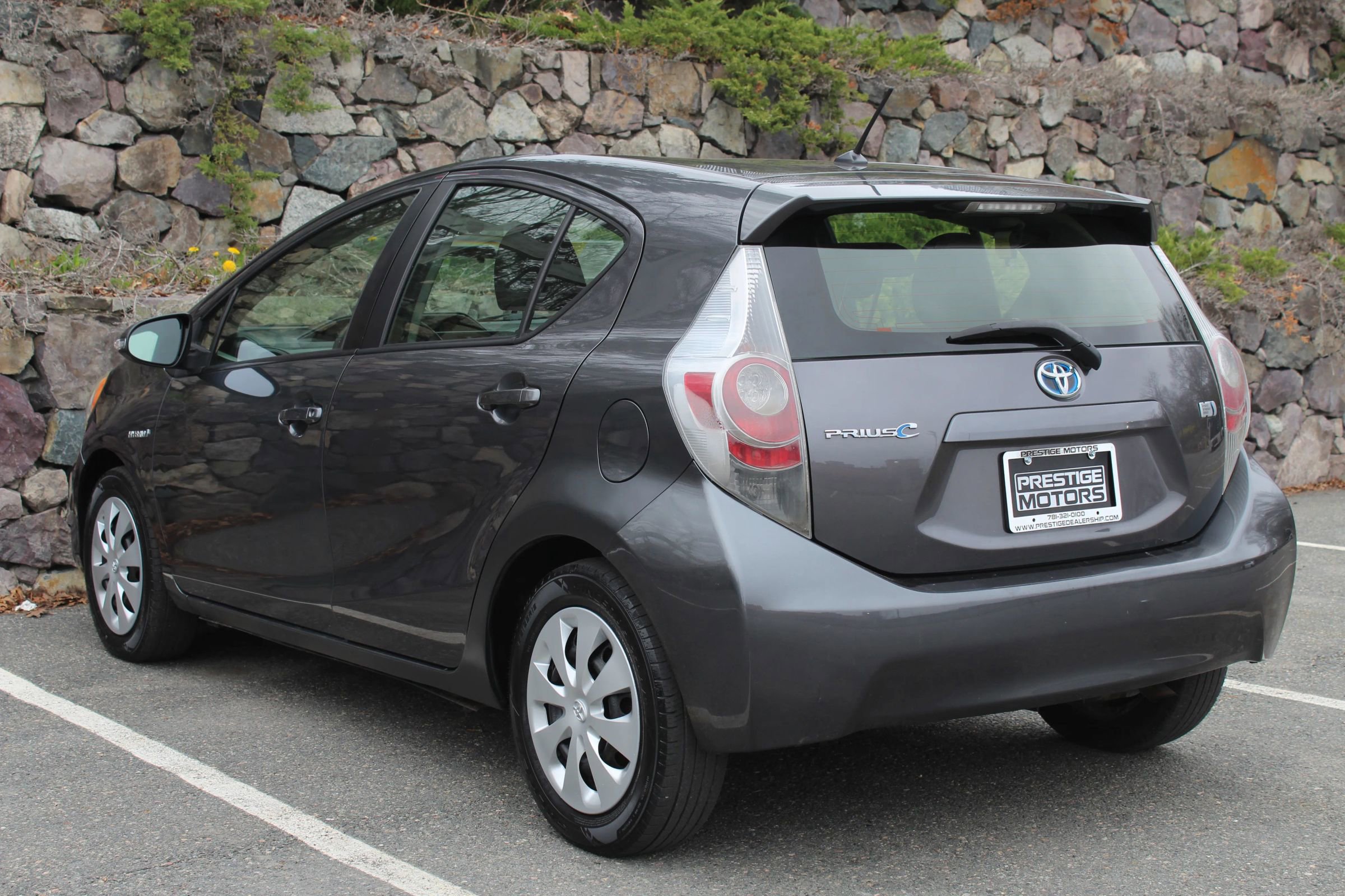 Used 2013 Toyota Prius C Two FWD image 7