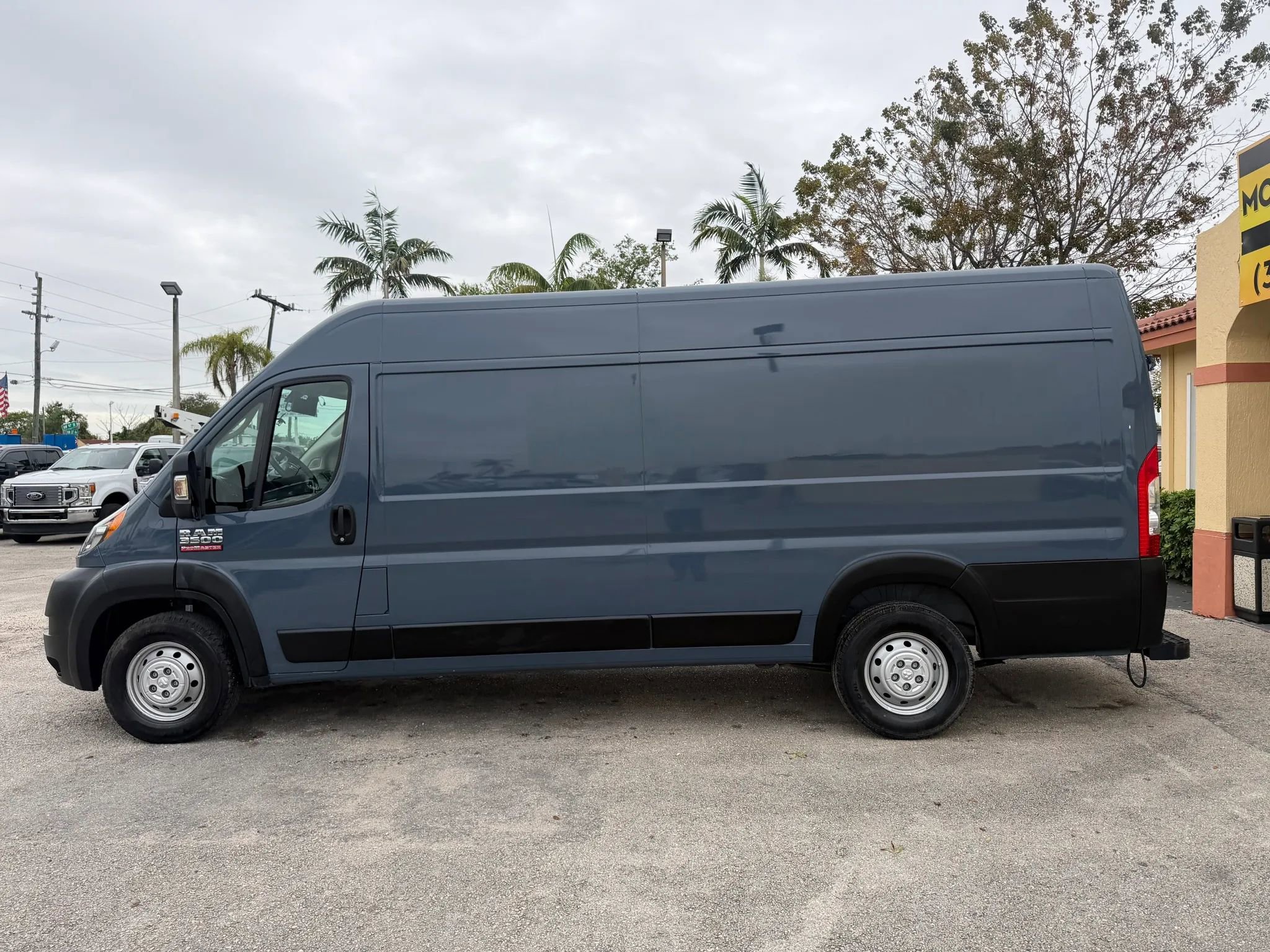 Used 2020 RAM ProMaster 3500 image 2