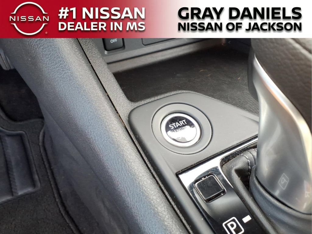 Certified 2025 Nissan Sentra S FWD image 16