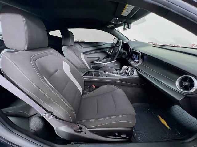 Used 2017 Chevrolet Camaro LT w/ RS Package image 37