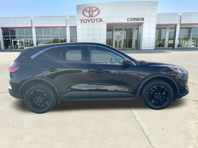 Used 2022 Ford Escape SE w/ Cold Weather Package AWD/4WD image 6