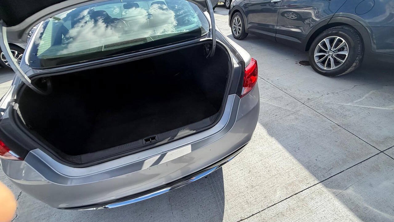 Used 2016 Chrysler 200 Limited w/ Anniversary Edition FWD image 16