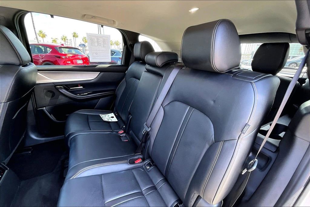 Certified 2024 MAZDA CX-90 Plug-In Hybrid w/ Preferred AWD/4WD image 15