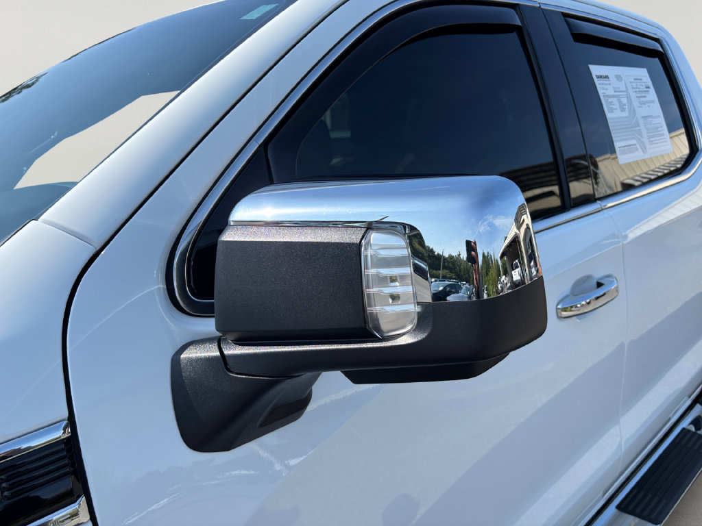 Used 2025 GMC Sierra 1500 SLT w/ SLT Premium Plus Package AWD/4WD image 11