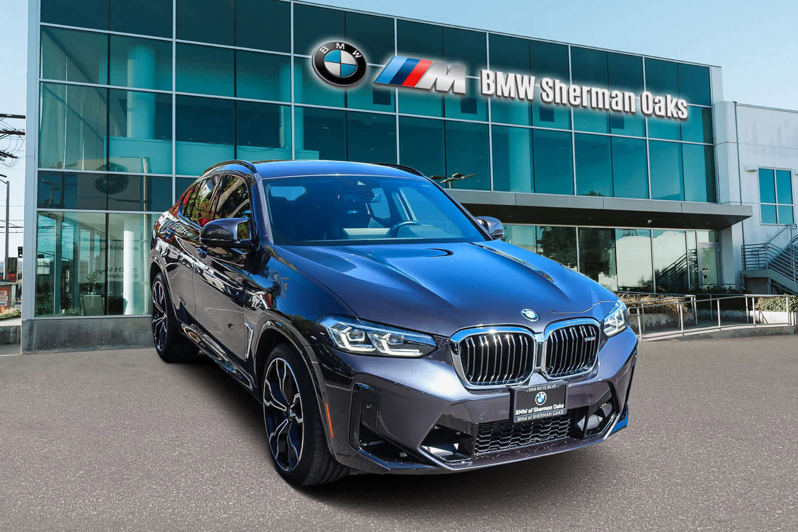 Used 2022 BMW X4 M image 3