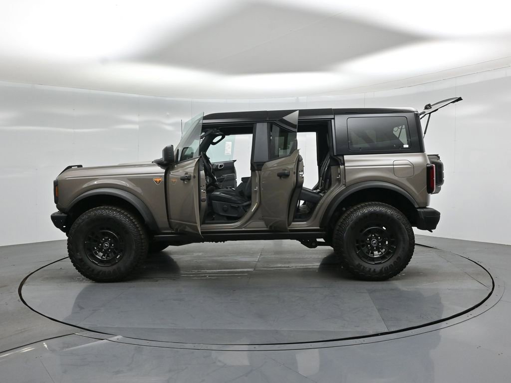 New 2026 Ford Bronco Badlands image 31