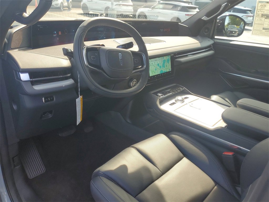 New 2025 Lincoln Navigator L Reserve w/ Jet Appearance Package image 19