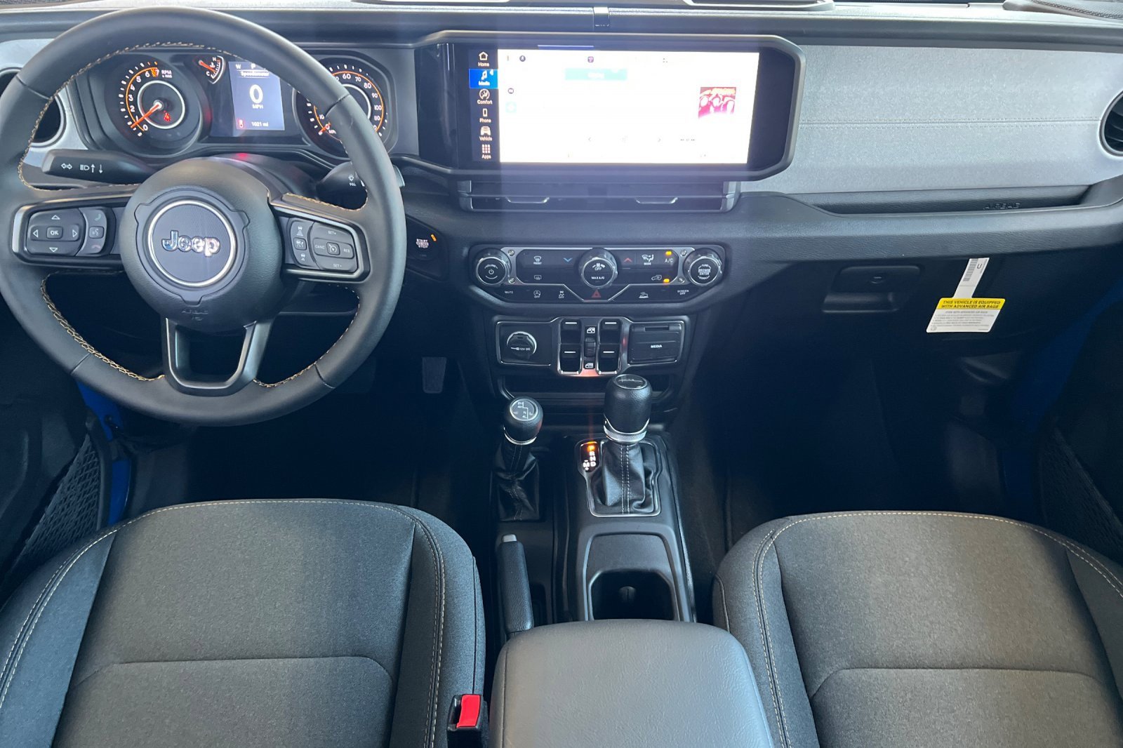 Used 2024 Jeep Gladiator Sport image 10