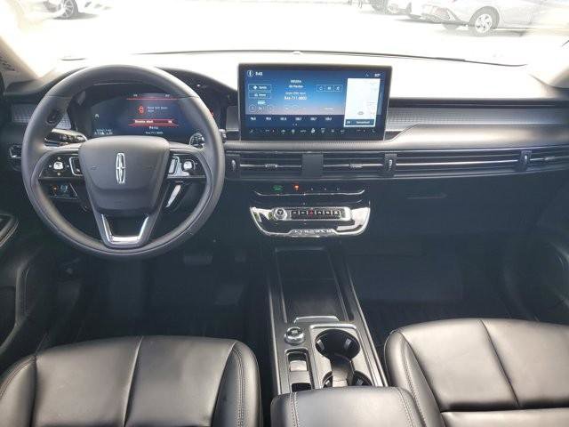 Used 2023 Lincoln Corsair FWD image 15