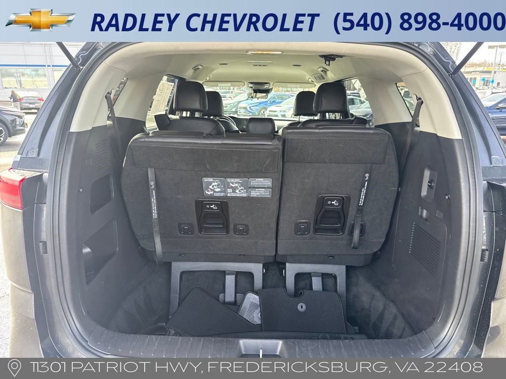 Used 2024 Kia Carnival LX image 14