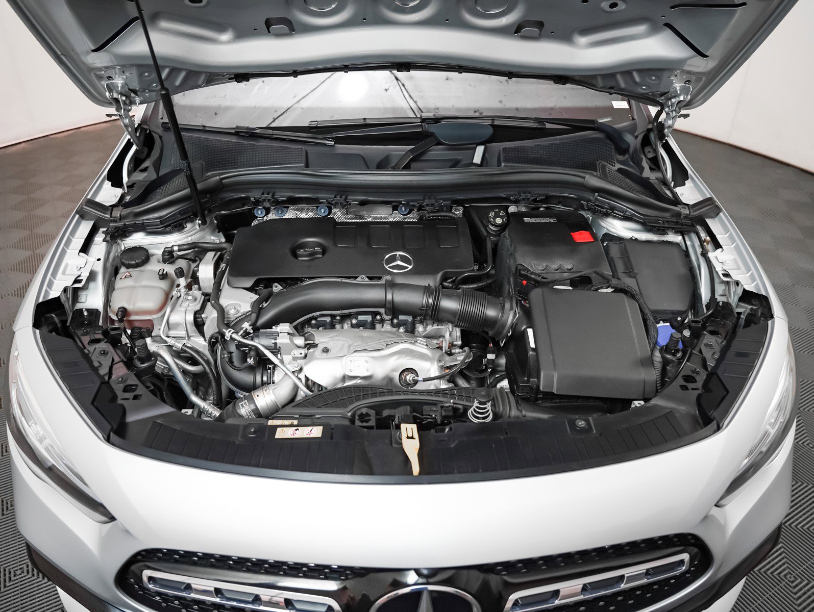 Certified 2023 Mercedes-Benz GLA 250 image 4